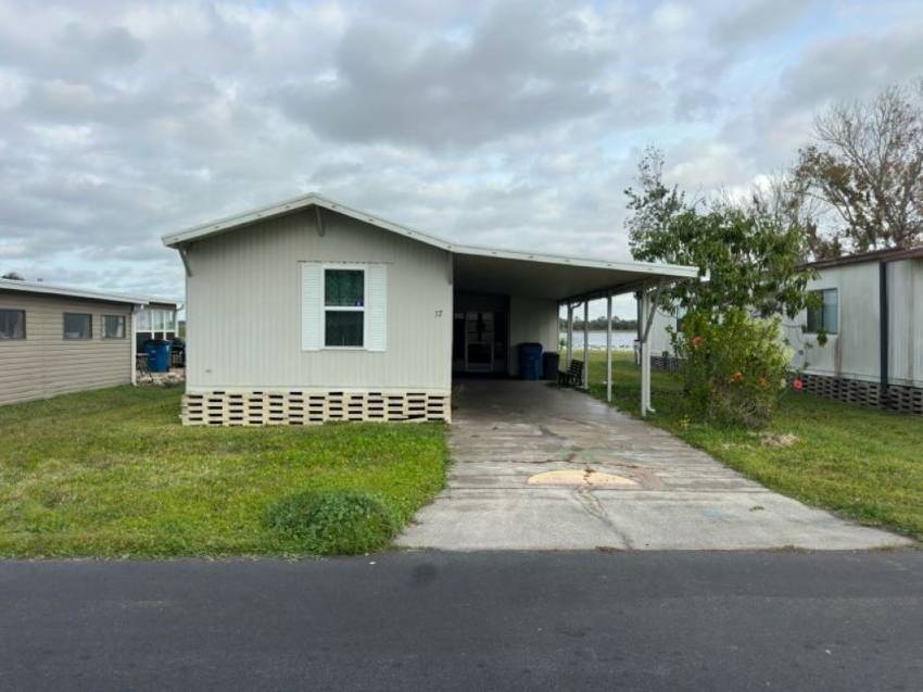 Winter Haven, FL Mobile Home for Sale located at 37 Hideaway Lane Hidden Cove
